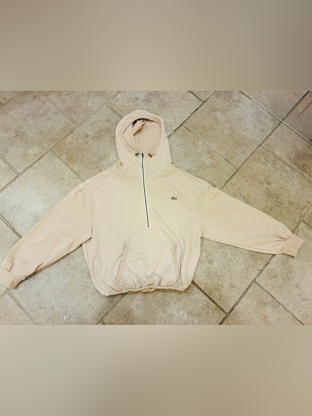 ALO Yoga Men’s Cream Half-Zip Hoodie Sweater